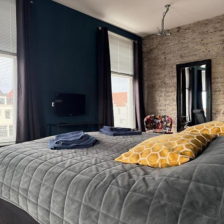 Stadslogement Hoogend سنيك المظهر الخارجي الصورة